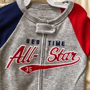 Boys all-star footie pajamas- new with tags